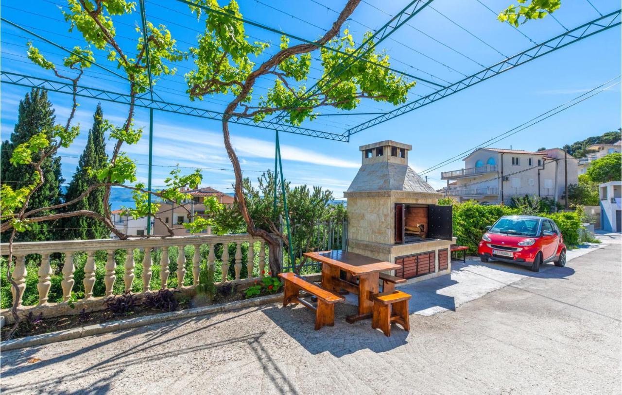 Stunning Apartment In Duce With Wifi Экстерьер фото